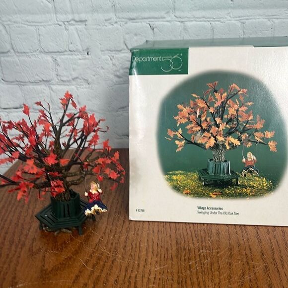 Department 56 Swinging under the old oak tree #52769 euc - Picture 1 of 5